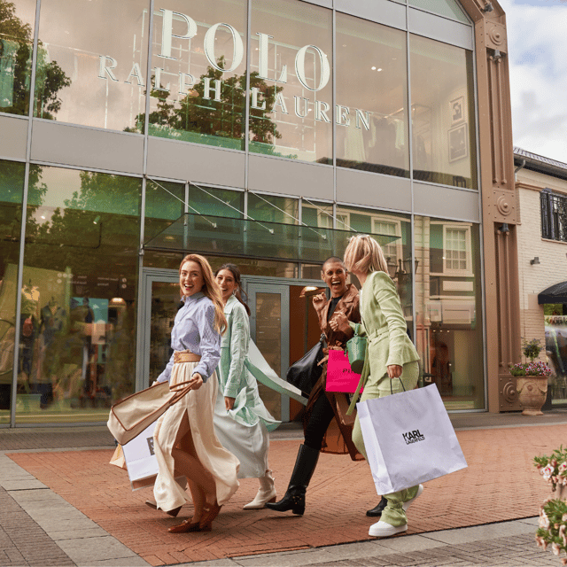 Shopping with friends